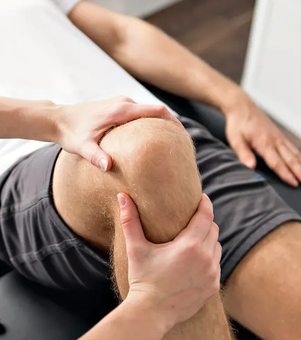 Manuelle Therapie am Knie